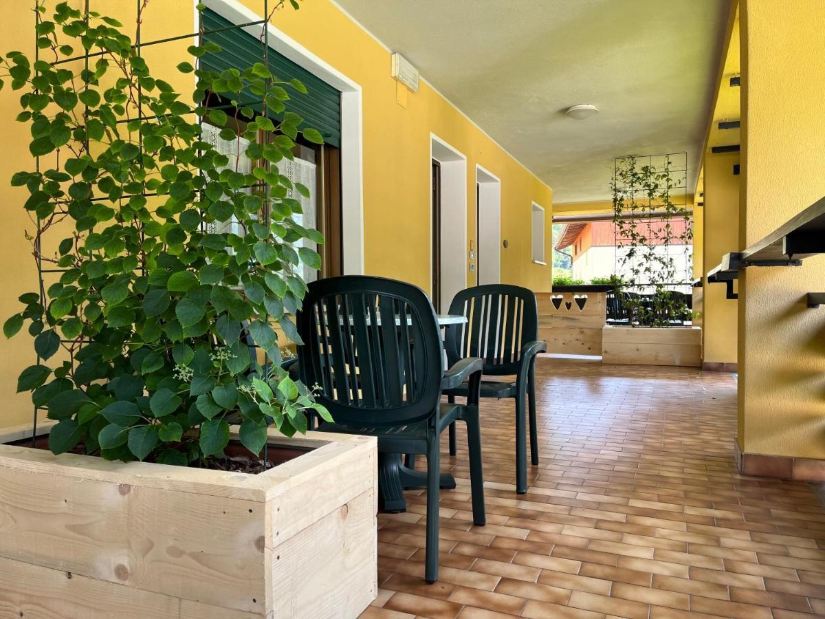 Residenza La Ciasa Aparthotel Claut Ngoại thất bức ảnh